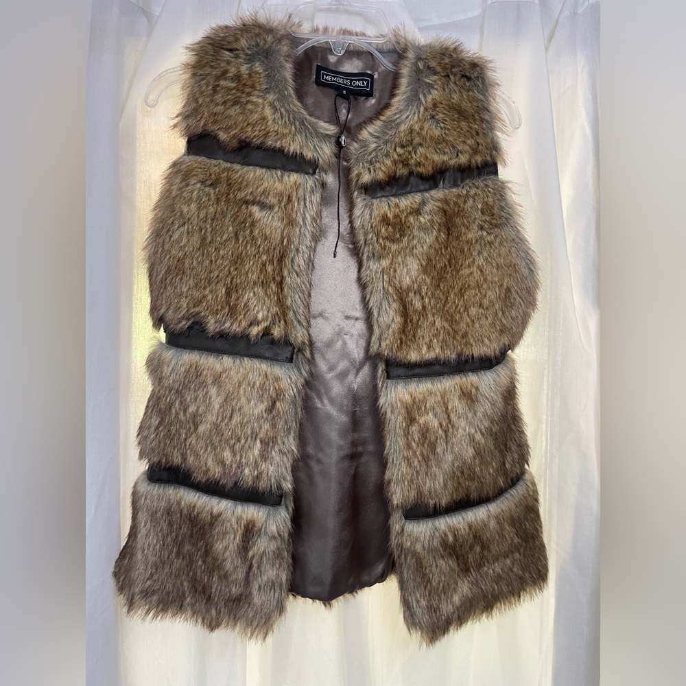 Members Only Women Brown Faux Fur Vest S A038